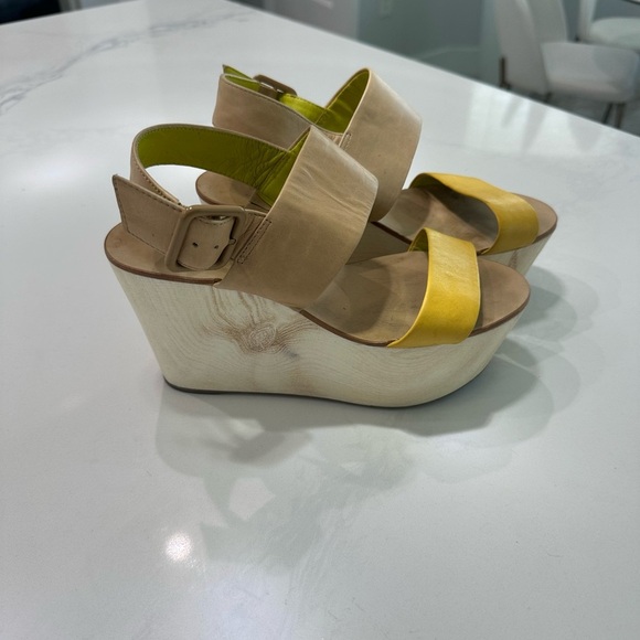 BCBGeneration Yellow and Tan Sandals with Modern Two-Strap Design - Picture 2 of 7